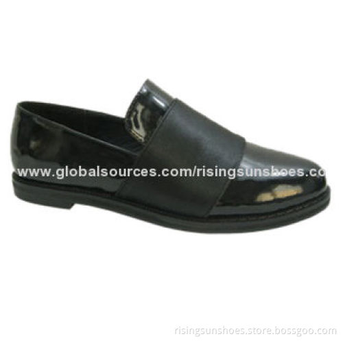 Women's Athletic Shoes with PU Upper and Rubber Outsole, Comfortable Fitting with Trendy LookNew
